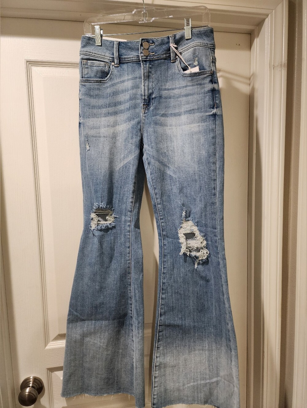 RISEN RDP5239 High Rise Ombre Wide Flare Jeans NWT Size 9/29 Medium Wash
